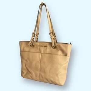 Michael Kors Jet Set Top Zip Leather Tote